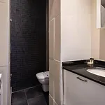 Cozy Intimate 2bd2bath Galata Tower Home! #410 Стамбул