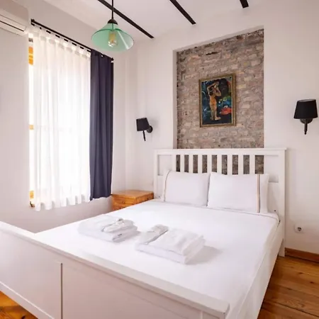 شقة Cozy Intimate 2bd2bath Galata Tower Home! #410 *
