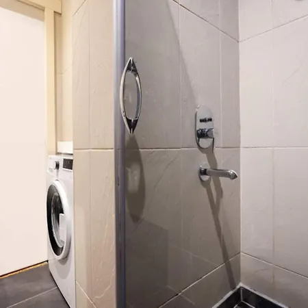 Appartamento Cozy Intimate 2bd2bath Galata Tower Home! #410 Provincia di Istanbul