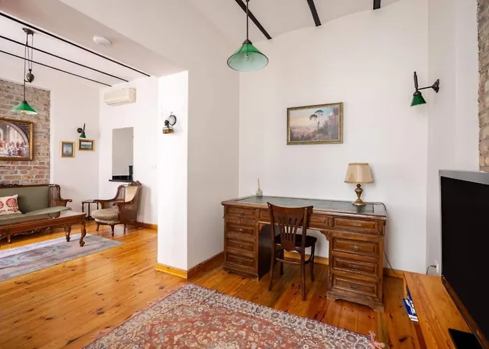 公寓 Cozy Intimate 2bd2bath Galata Tower Home! #410 伊斯坦布尔