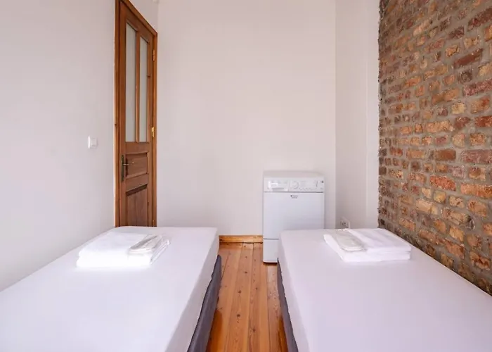 Cozy Intimate 2bd2bath Galata Tower Home! #410 Apartmán *
