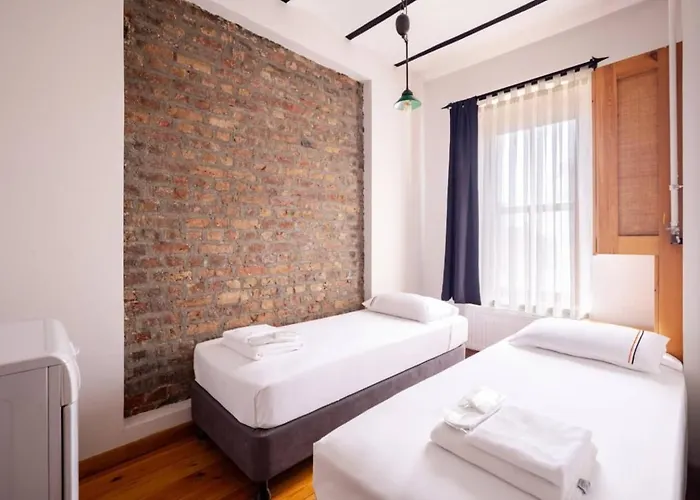 Apartmán Cozy Intimate 2bd2bath Galata Tower Home! #410 *