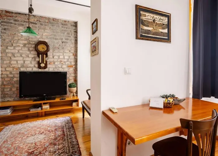 Cozy Intimate 2bd2bath Galata Tower Home! #410 Apartmán Istanbulská provincie