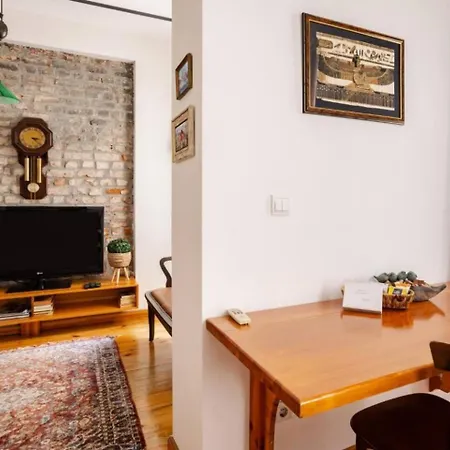 Cozy Intimate 2bd2bath Galata Tower Home! #410 Apartamento Estambul